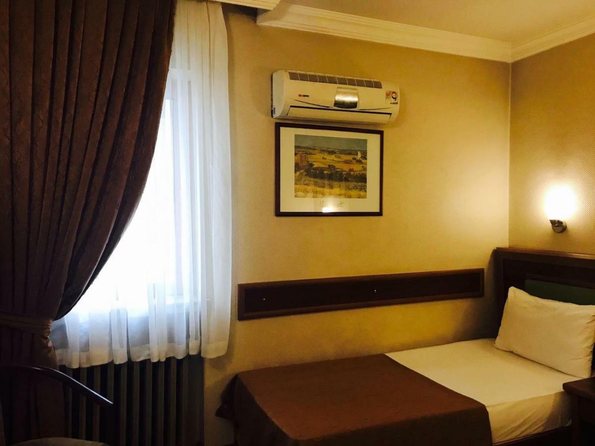 Hotel Villa Marina Bandırma Kültér fotó